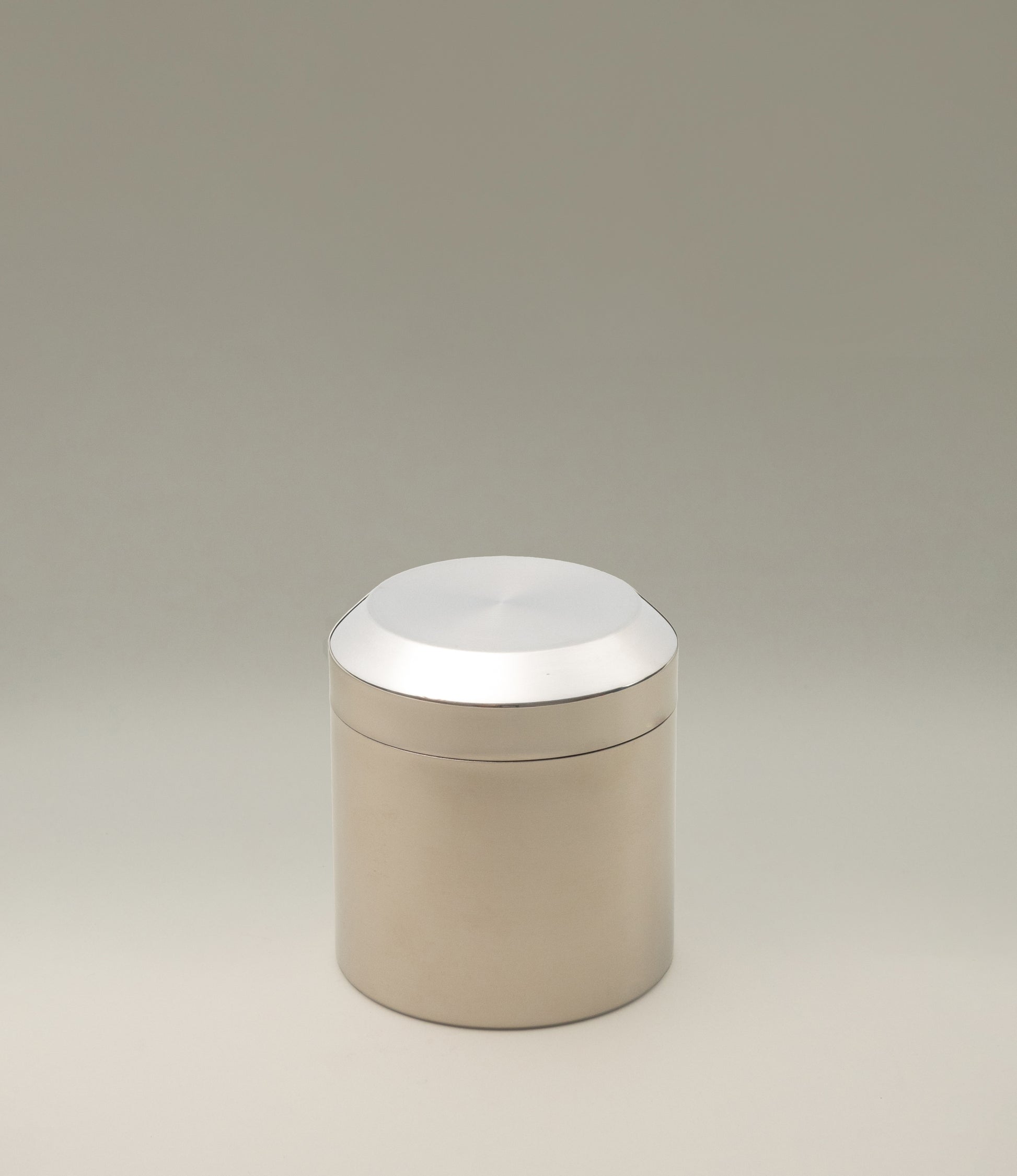 LT Tea Canister from the Japanese brand Kinto. The stainless steel item can hold 450ml of your favorite tea leaves or coffee beans.